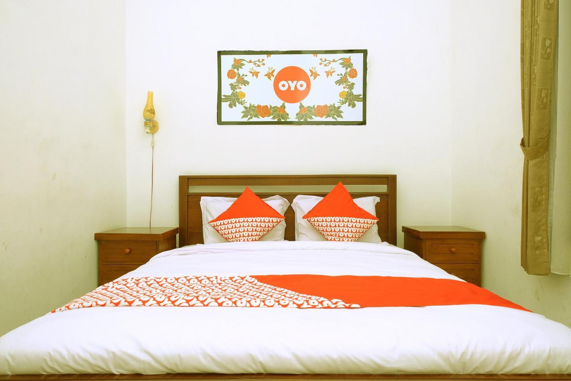 Oyo 350 D' Maktab Homestay Syariah マラン エクステリア 写真