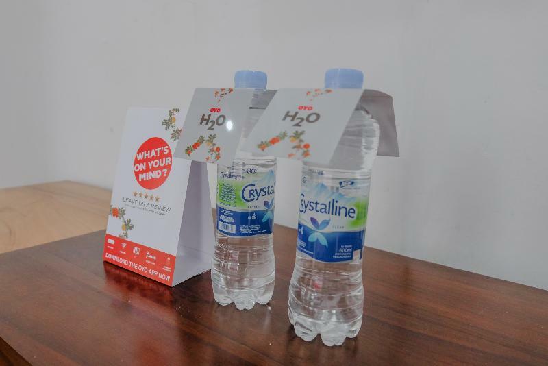Oyo 350 D' Maktab Homestay Syariah マラン エクステリア 写真