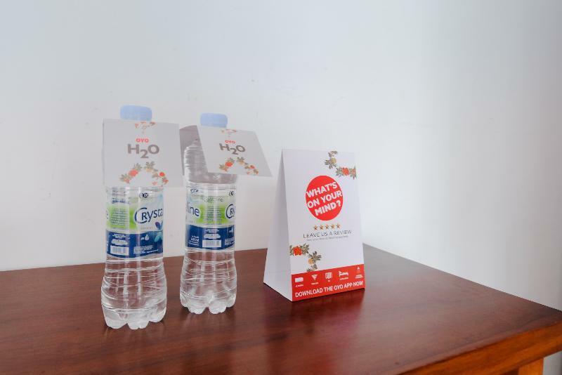 Oyo 350 D' Maktab Homestay Syariah マラン エクステリア 写真